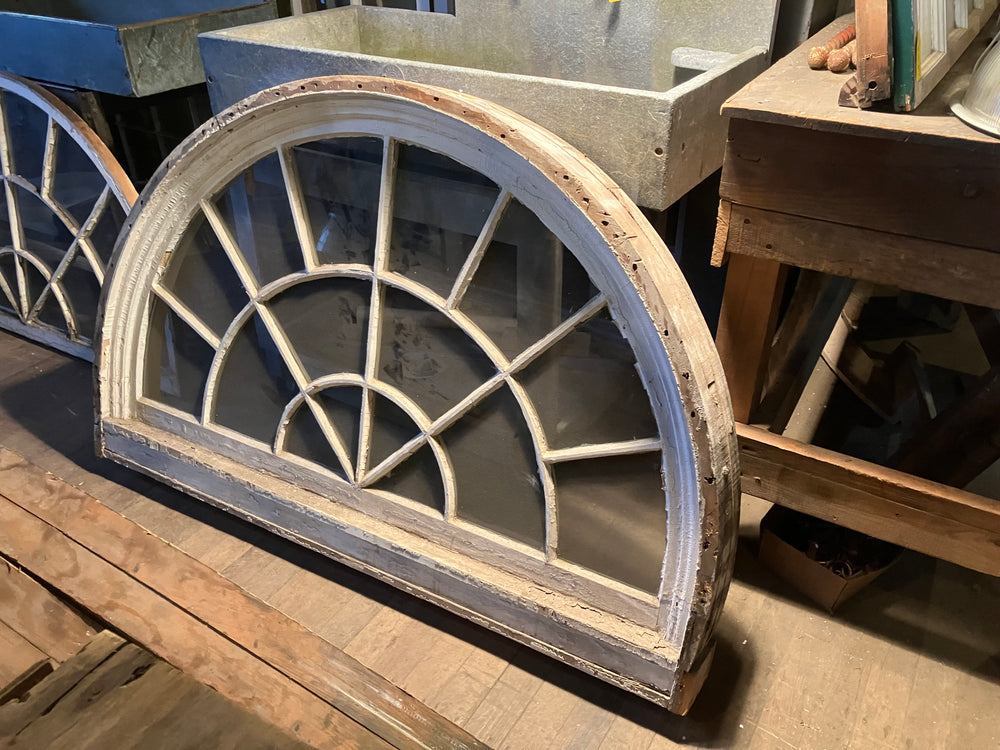 Half round window