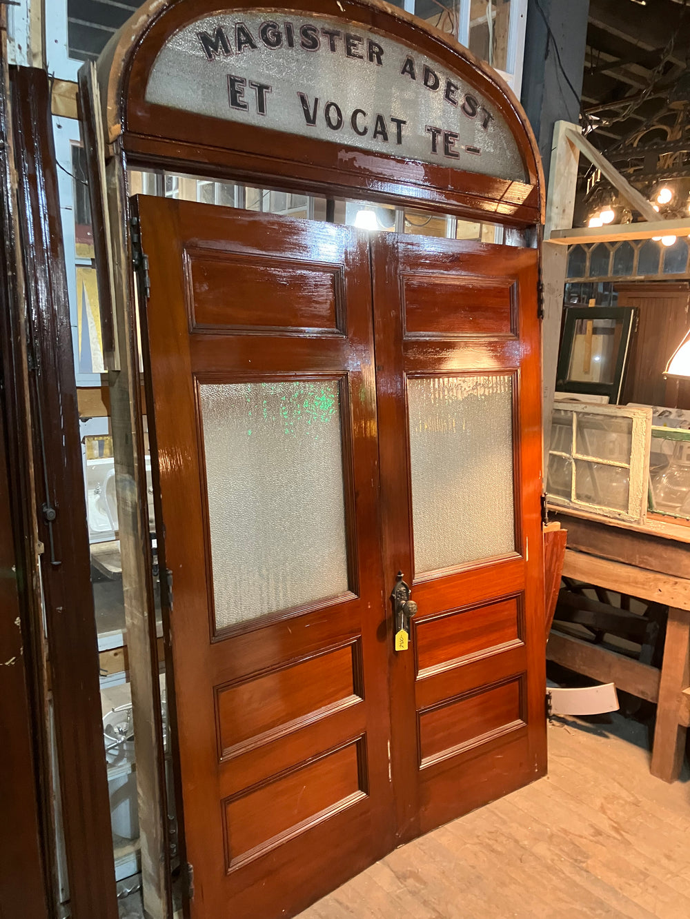 Double arched door unit