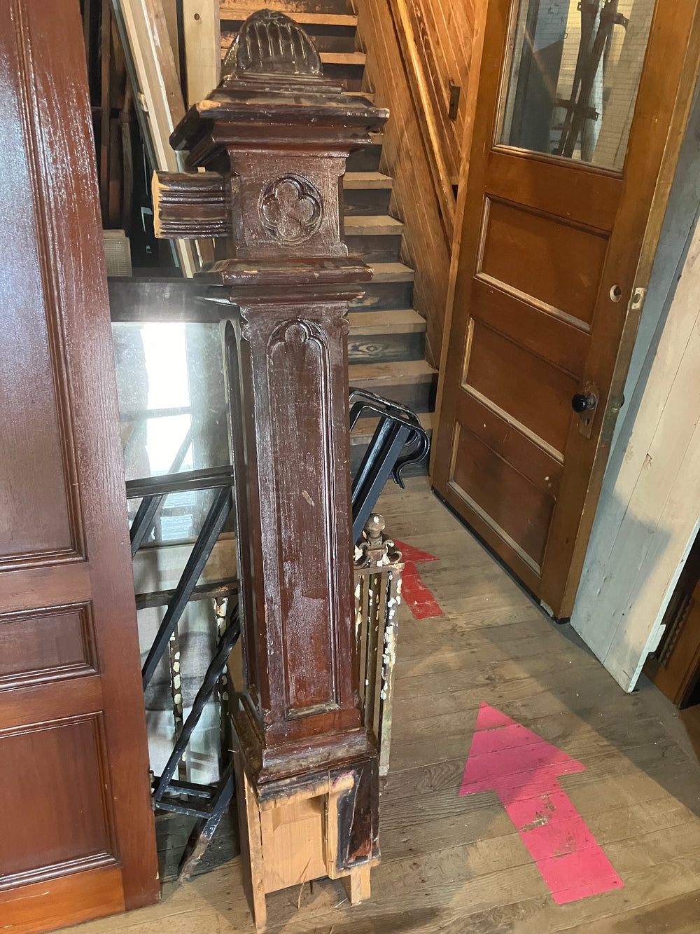 Newel Post