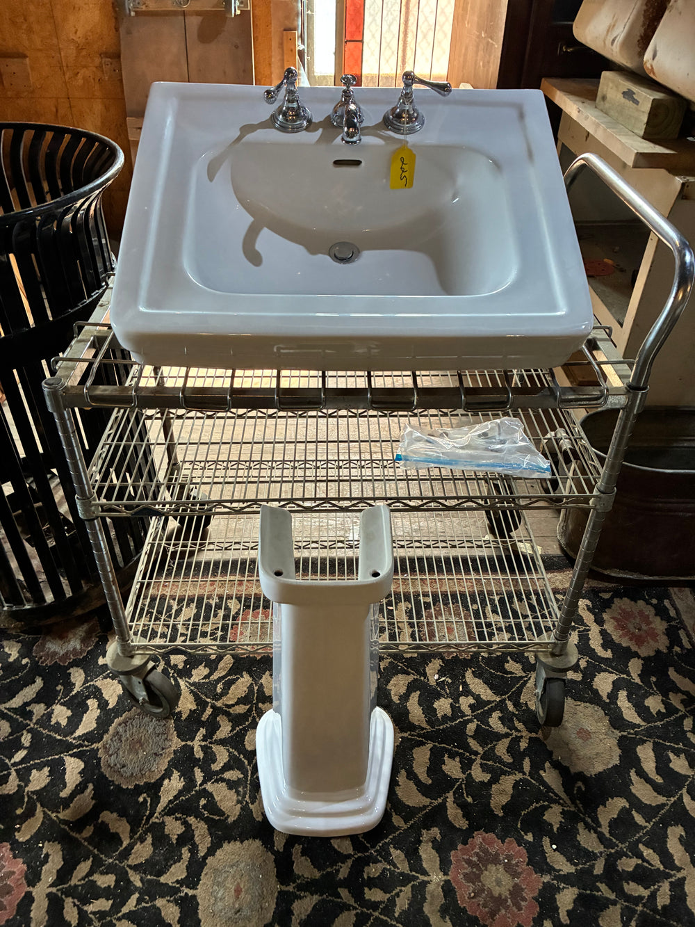 Pedestal Sink